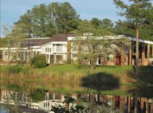 1064 Sailclub Rd, Hartsville, SC 29550