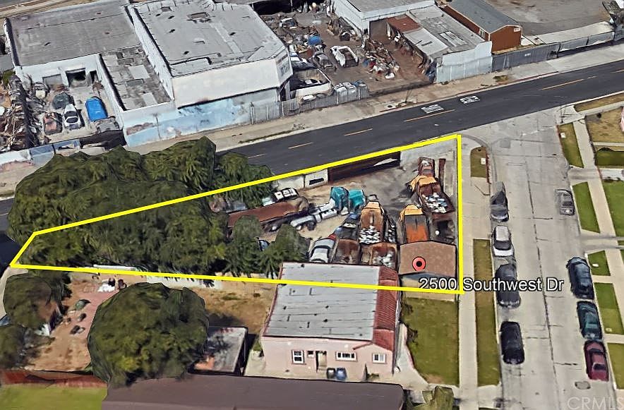 1st image of 2500 Southwest Dr