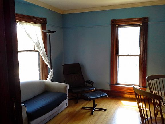 blue room