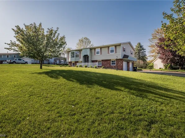 817 Ironwood St SW, Canton, OH 44706
