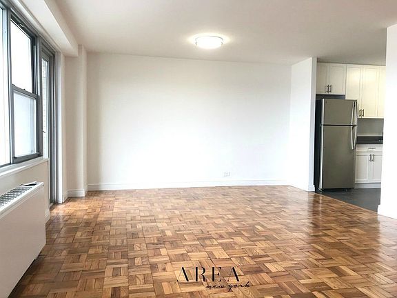 4th image of 2500 Johnson Ave APT 15E