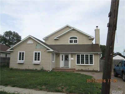 59 Beachwood Dr, Babylon, NY, 11702