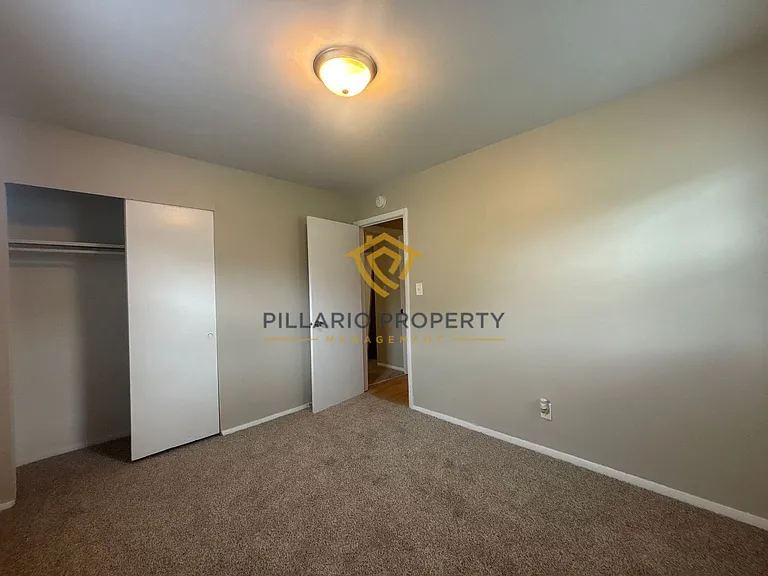1112 Earhart St — Photo 13