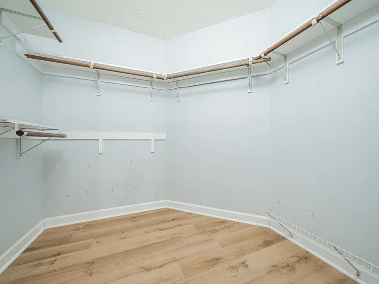 2532 Birchford Ct — Photo 24