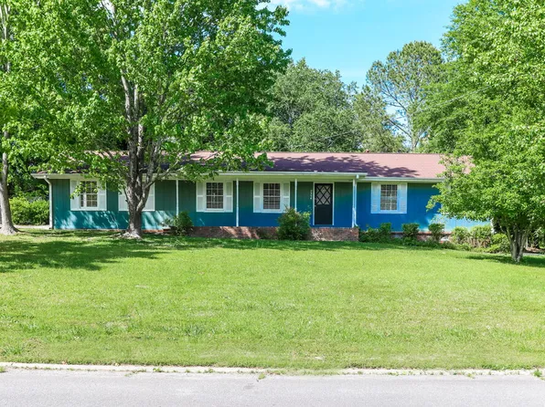 2906 Elizabeth Ln, Snellville, GA 30078