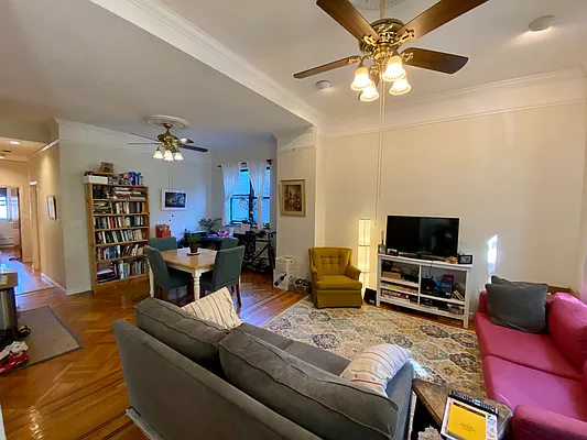 Rented by Remax Real Estate Professionals | media 35