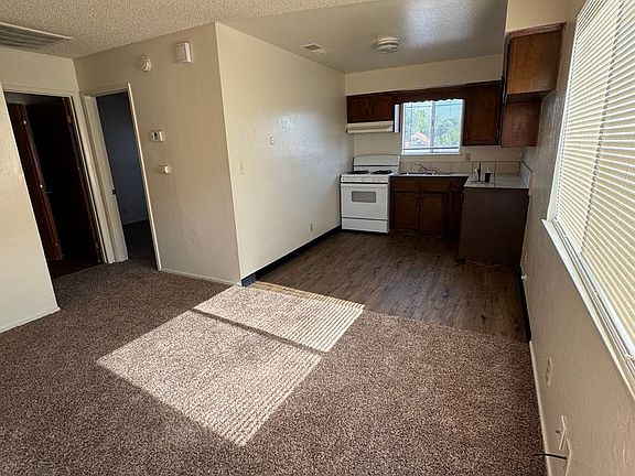 2nd image of 816 W Murray Ave APT D