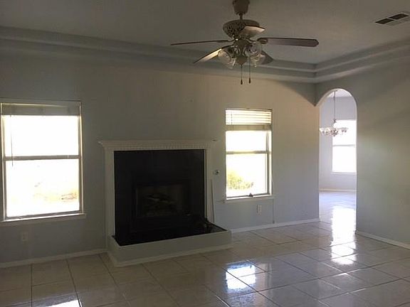 5th image of 840 De Leon Dr