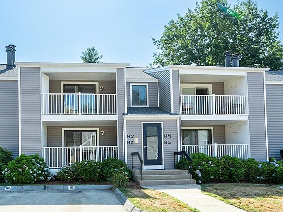 2nd image of H2 Black Oak Drive #2