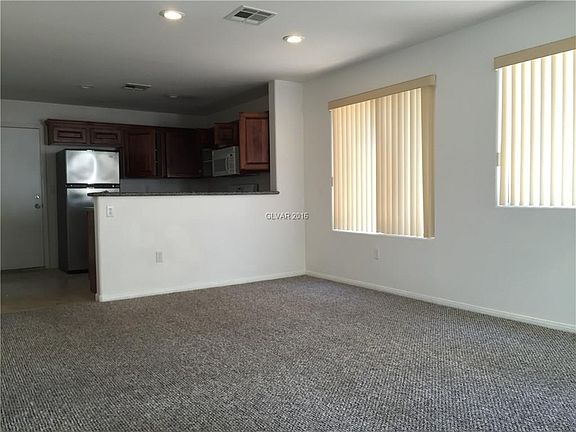 5th image of 5633 Woods Crossing St #0