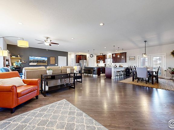 3rd image of 3625 Mariah Ln