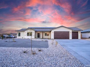 12365 Indian River Dr, Apple Valley, CA 92308