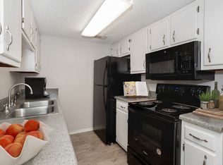 Dove Creek, Baton Rouge, LA 70816