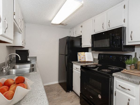 10920 Airline Hwy #67