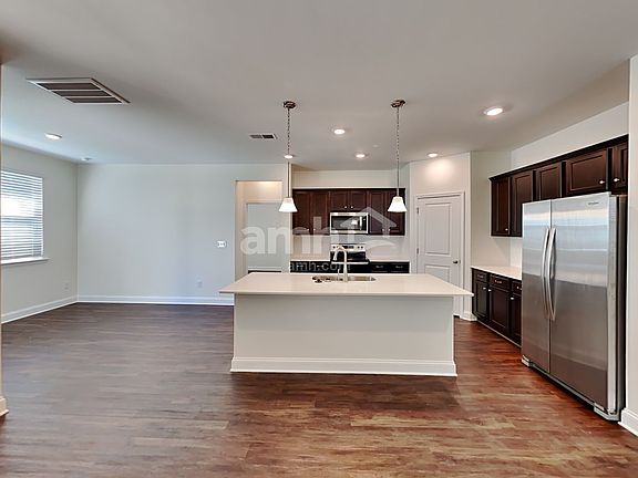 3rd image of 566 Rivermist Dr