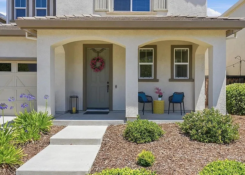 3 bed, 1826 sqft, $2,900 — Photo 3