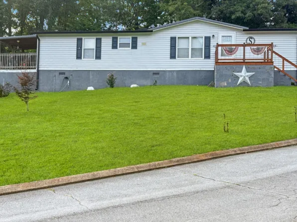 896 Ponderosa Dr, Soddy Daisy, TN 37379