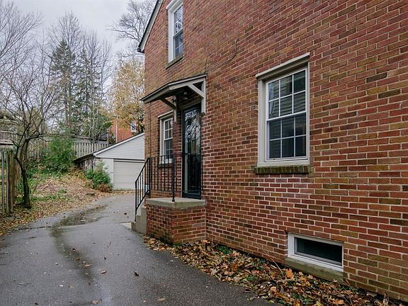 4th image of 1801 Maryfield Dr