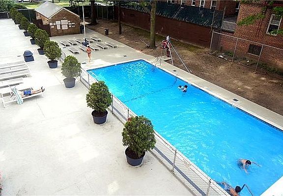 2nd image of 2650 Ocean Pkwy APT 7E