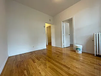 Rented by HOLTON REAL ESTATE INC.