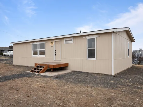 206 NW Dellah Ave, Wilbur, WA 99185