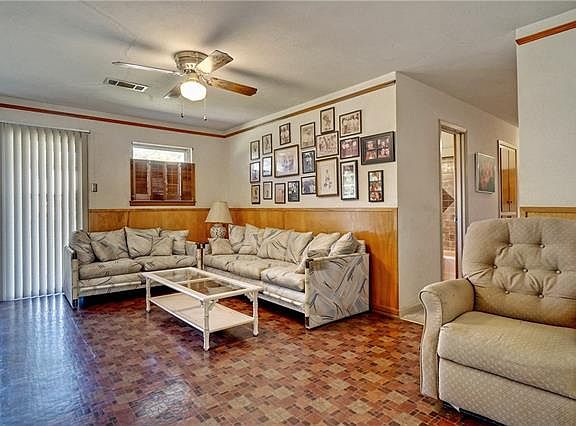 4th image of 5325 Bonnie Wayne St