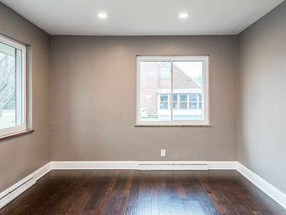 5th image of 1145 Highview Dr