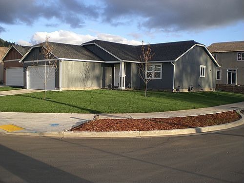 The house in 2007 soon after we moved in (before landscape & fencing)