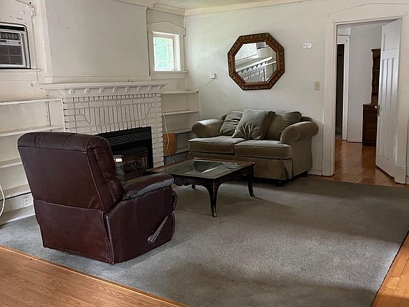 3rd image of 1601 Blaine St APT 1