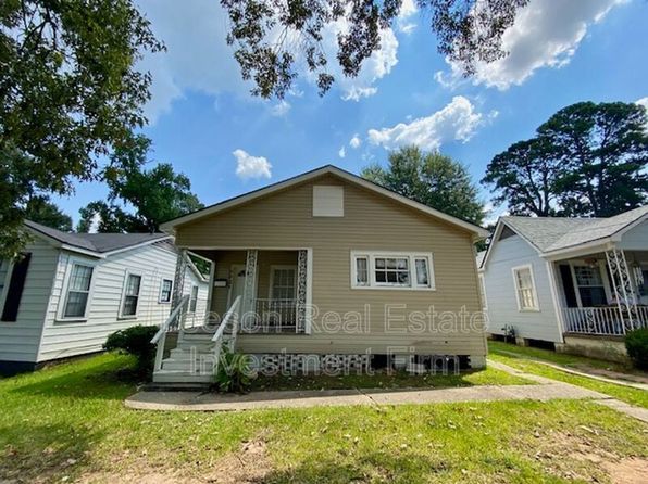 3821 Richmond Ave