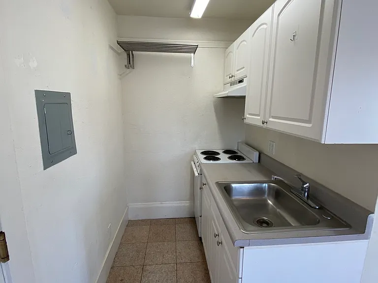 1461 Alice Street — Photo 8