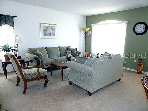 4th image of 116 Albany Dr