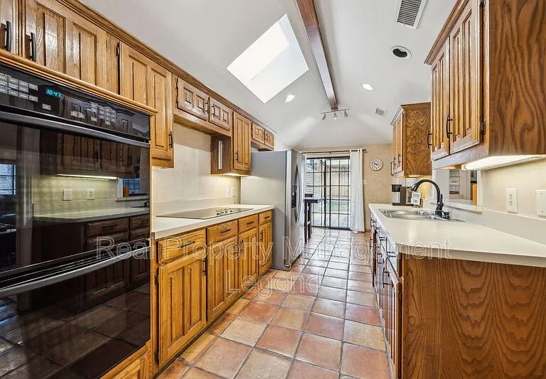 2739 Sedgeway Ln — Photo 12