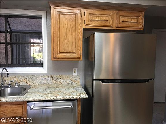 4th image of 7906 Shelter Island Way