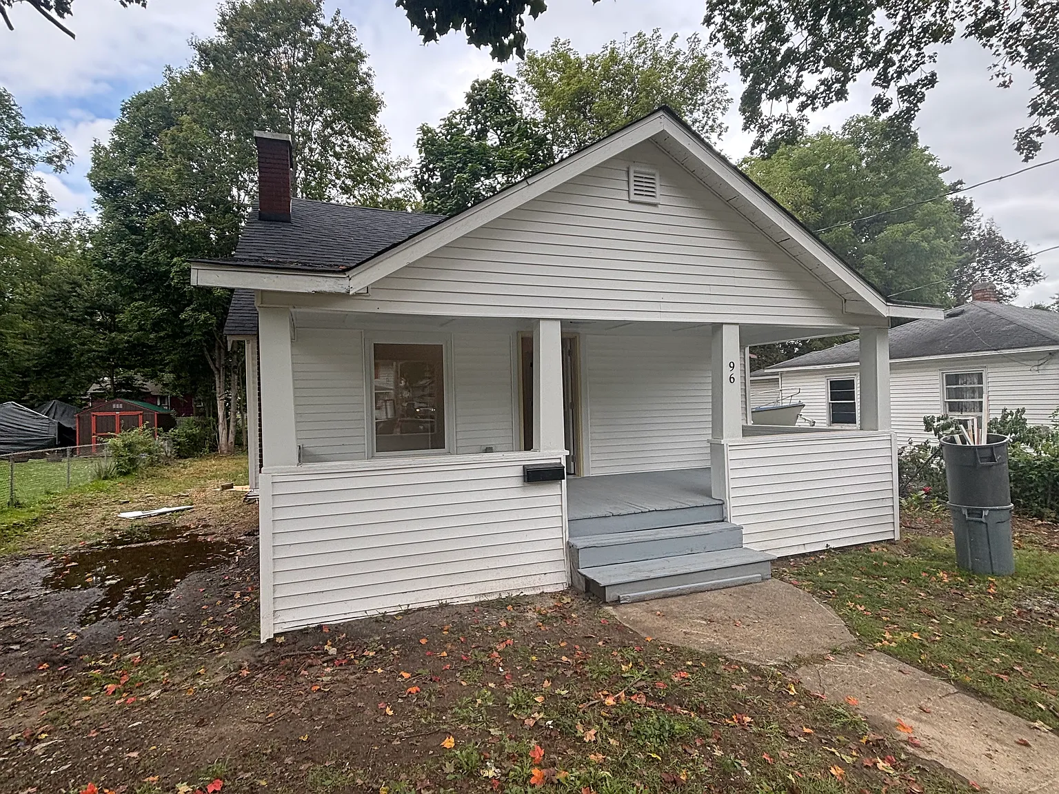 3 bed, 874 sqft, $1,400 — Photo 1