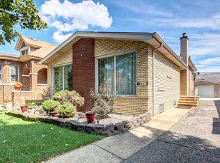 8633 S Cregier Ave, Chicago, IL 60617