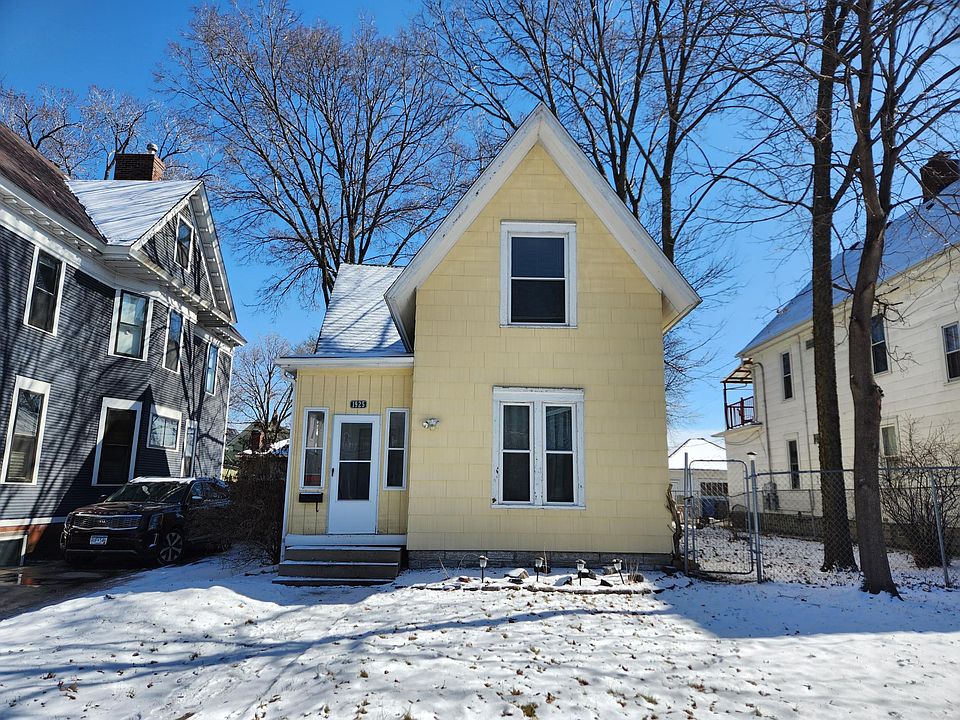 1st image of 1925 Elliot Ave