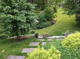 102 Long Hwy, Little Compton, RI 02837