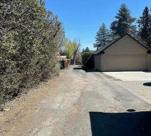Alley access>