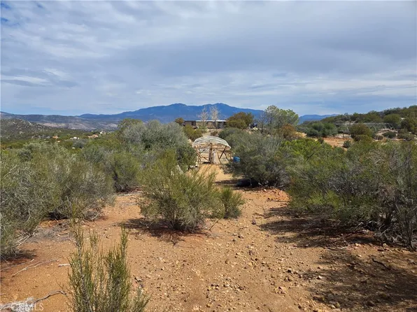 52 Trails End Ln, Anza, CA 92539