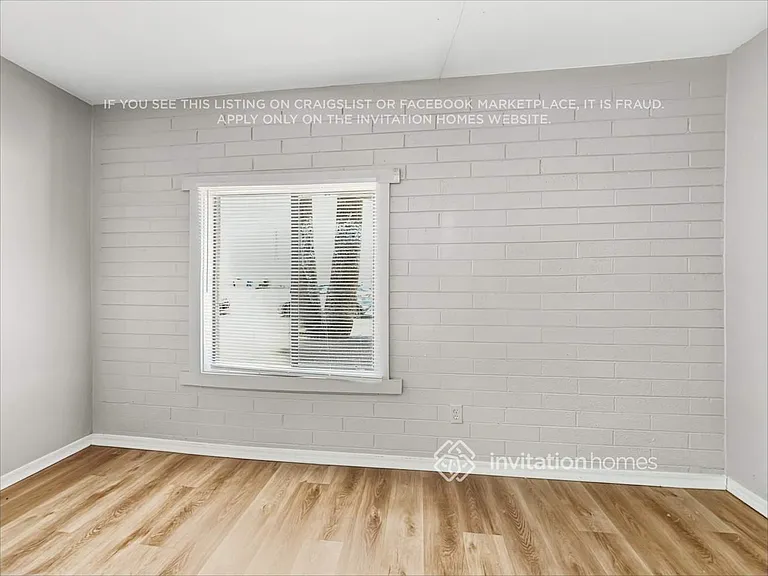 6440 W Windsor Blvd — Photo 9