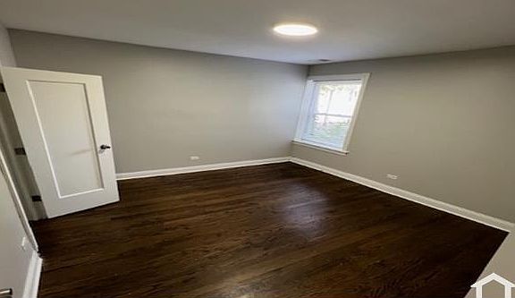 4th image of 8127 S Maryland Ave #3N