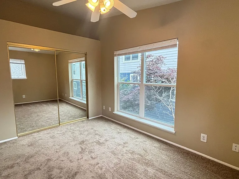 Goose Hollow Townhomes — Photo 46