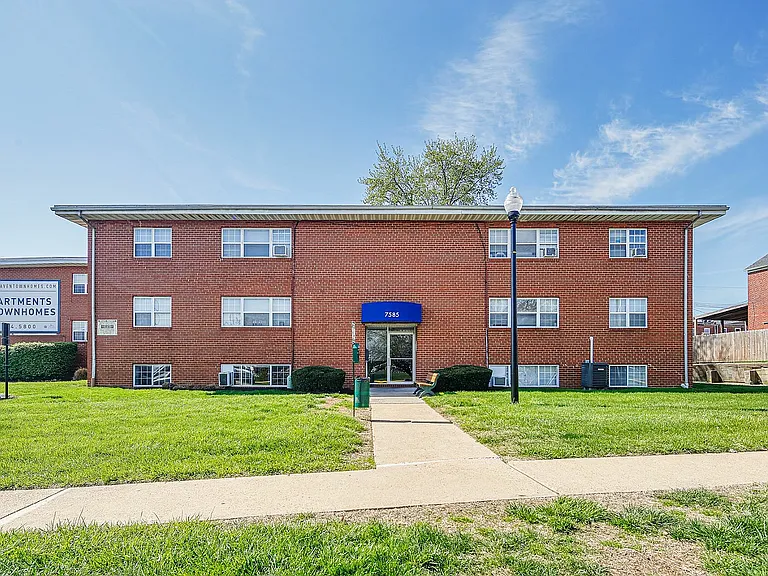 7900 N Boundary Rd — Photo 3