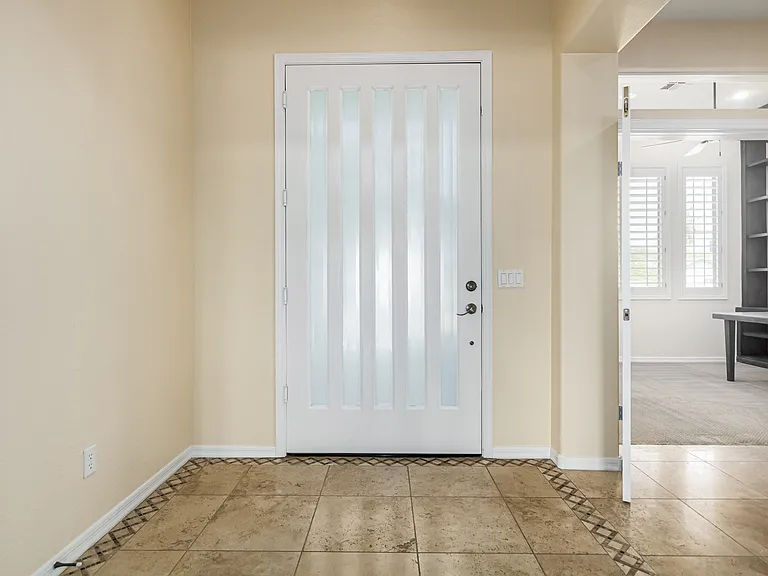 4878 S Fresno St — Photo 15