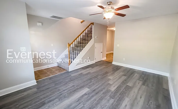 124 Brown Estates Dr — Photo 7