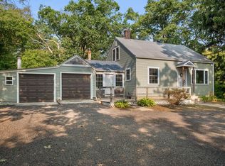 1019 Nooseneck Hill Rd, West Greenwich, RI 02817