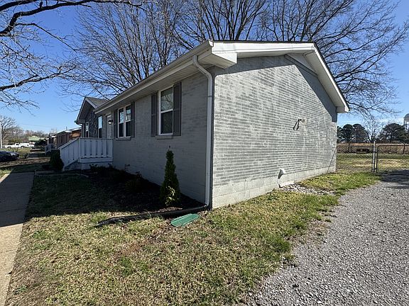 2nd image of 1513 Glennon Dr