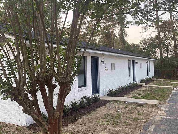 2nd image of 10163 Guidy Ln #13