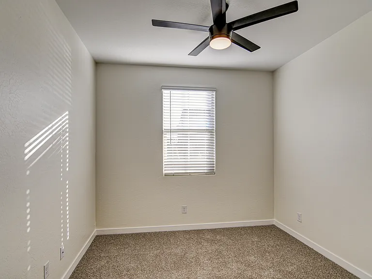 9338 W Heatherbrae Dr — Photo 27